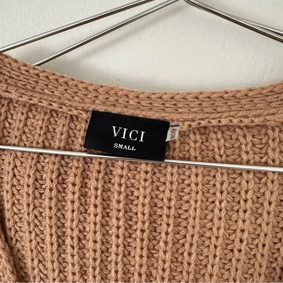 | vici • camel chunky knit button down cardigan • small | - Picture 7 of 12